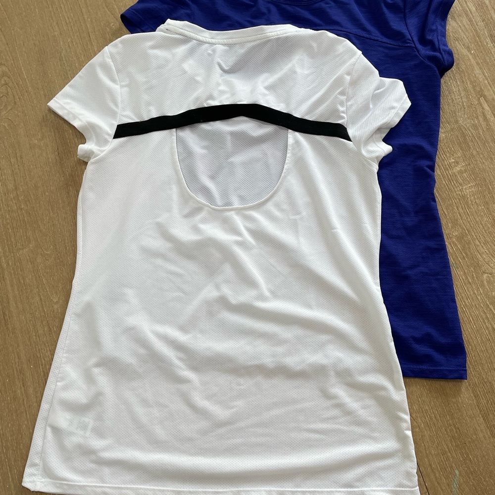 Athleta keyhole tops- set of 2.